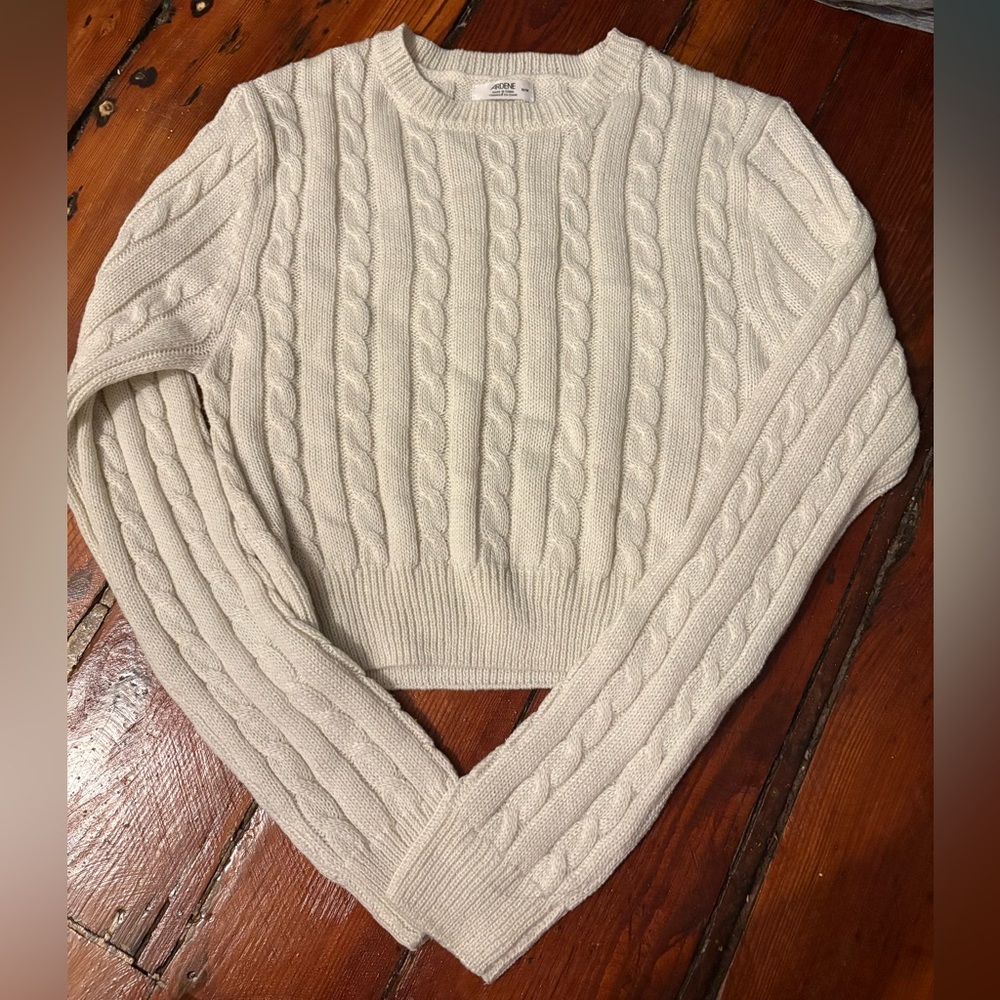 Cozy Cable Knit Sweater - Cream